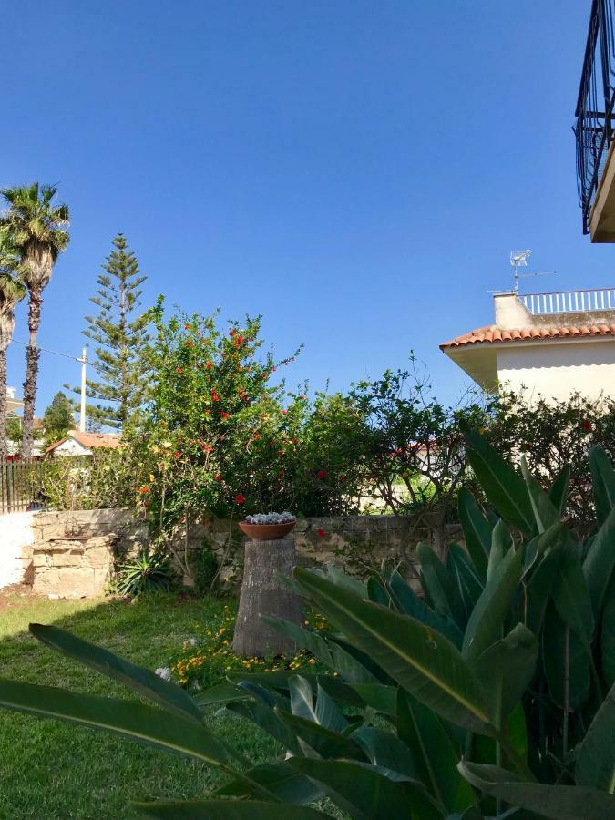 Villa Tetide - Fontane Bianche Exterior foto